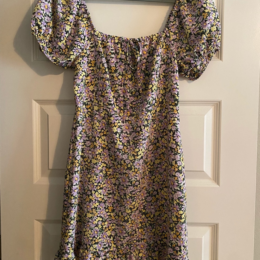 Sanctuary Fresh Breeze Ditsy-Print Ruffle Hem Dress